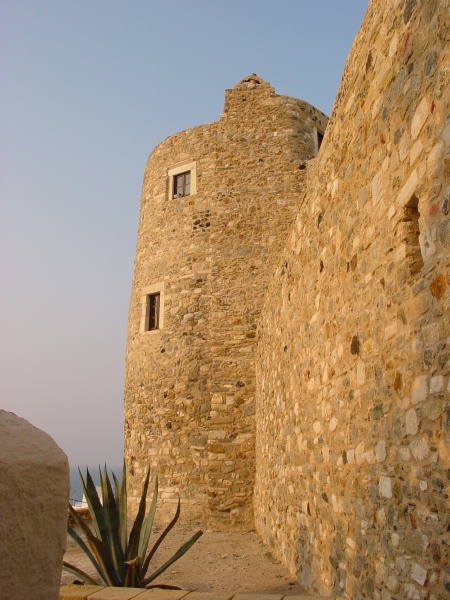 Naxos Altstadt Naxos Venezianische Festung (Castro) 1.JPG -                                